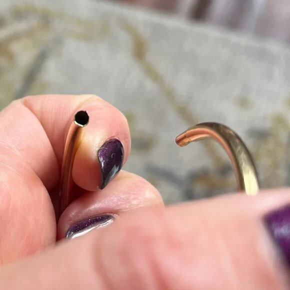 Mejuri Bold Bangle - Picture 5 of 6